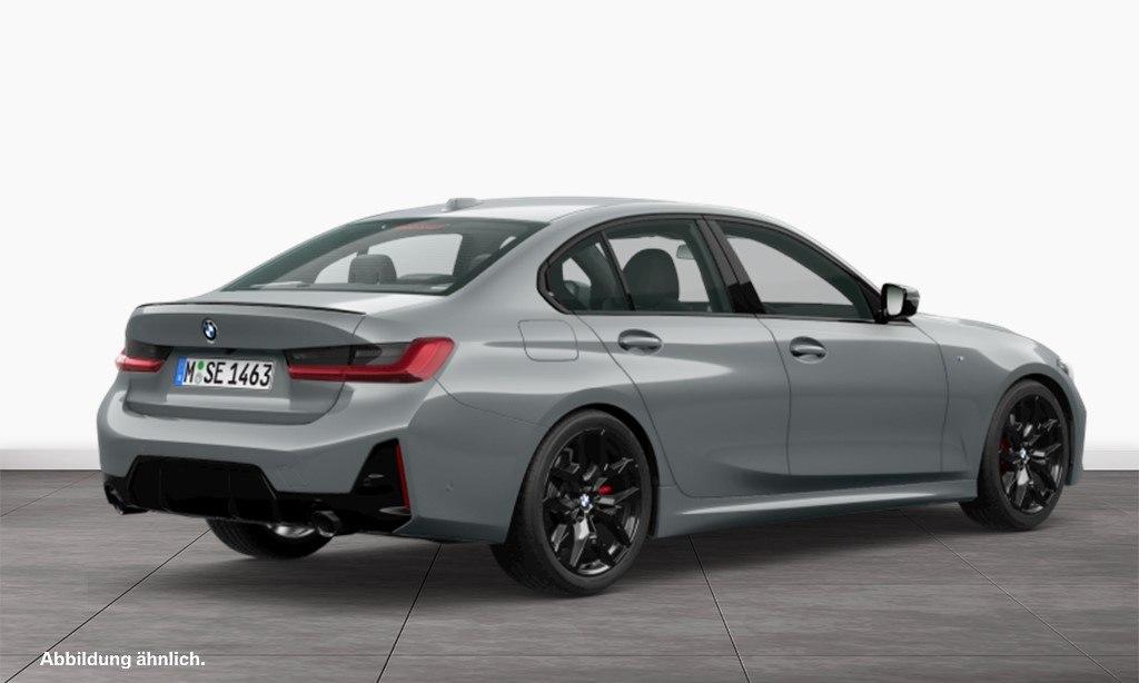 BMW 318 2025
