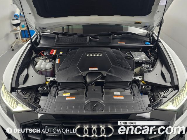 Audi Q8 2023