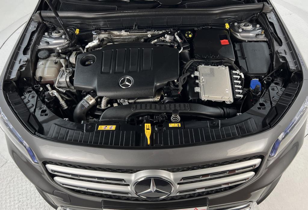 Mercedes-Benz GLB 180 2023