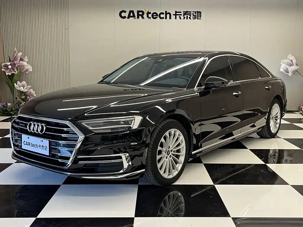Audi A8 2022
