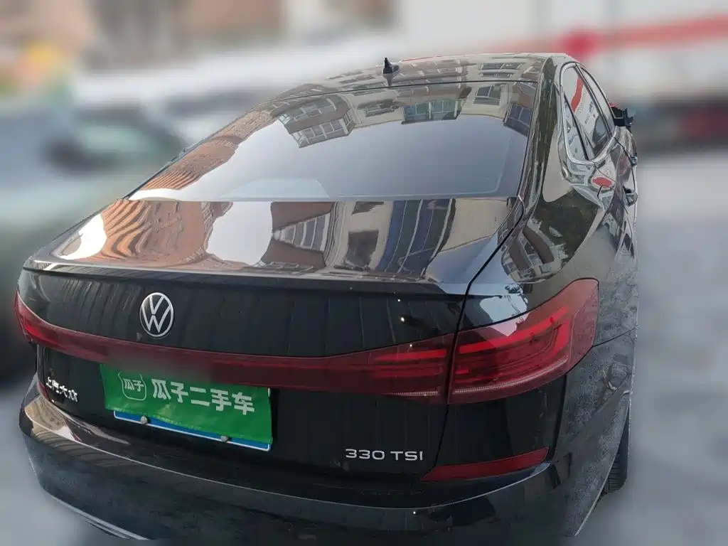 Volkswagen Passat 2022