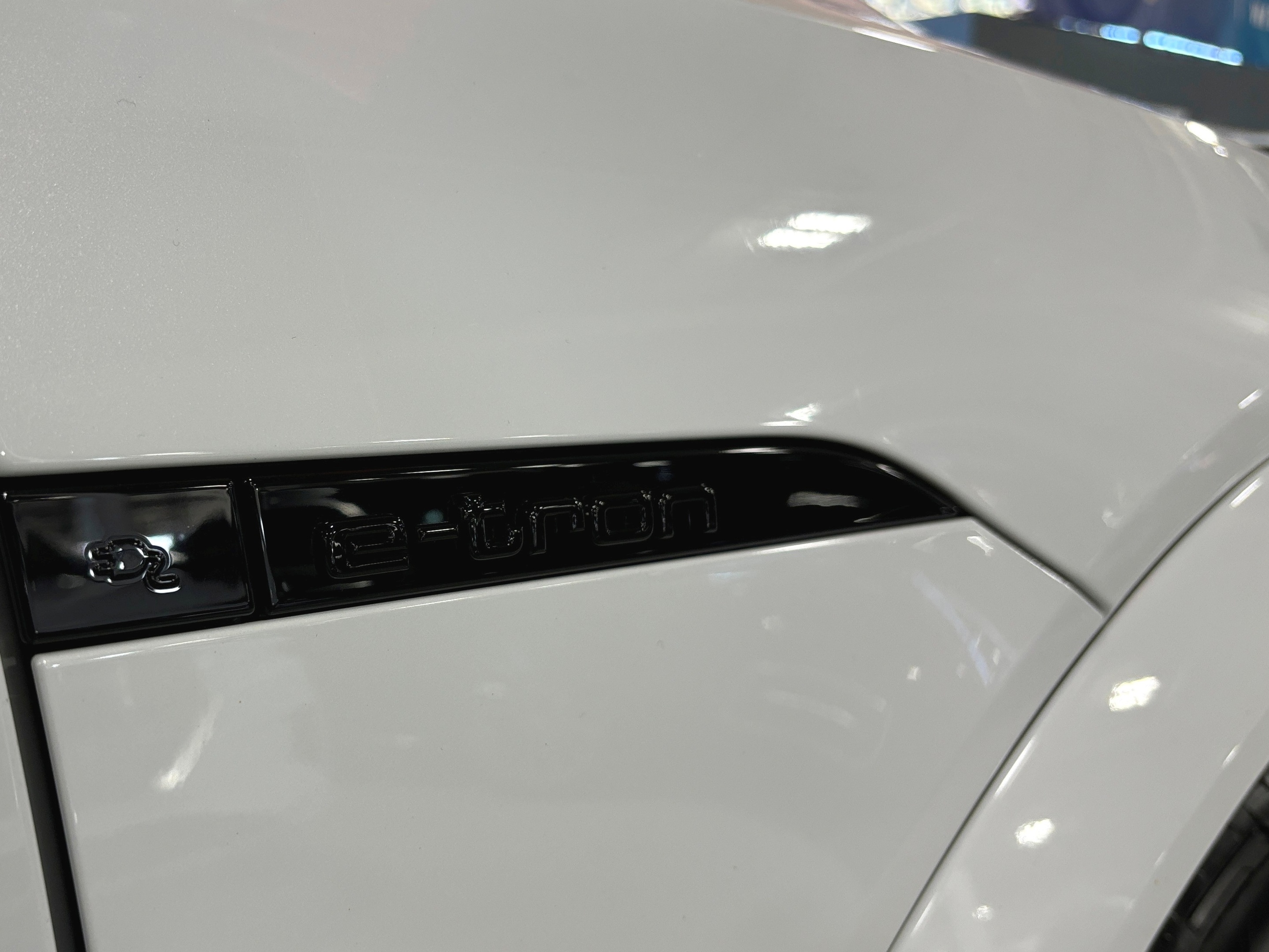 Audi SQ8 2024