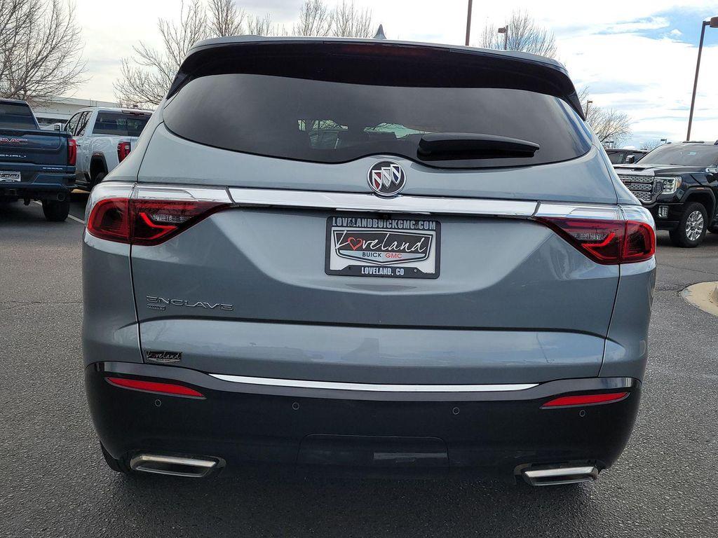 Buick Enclave 2023