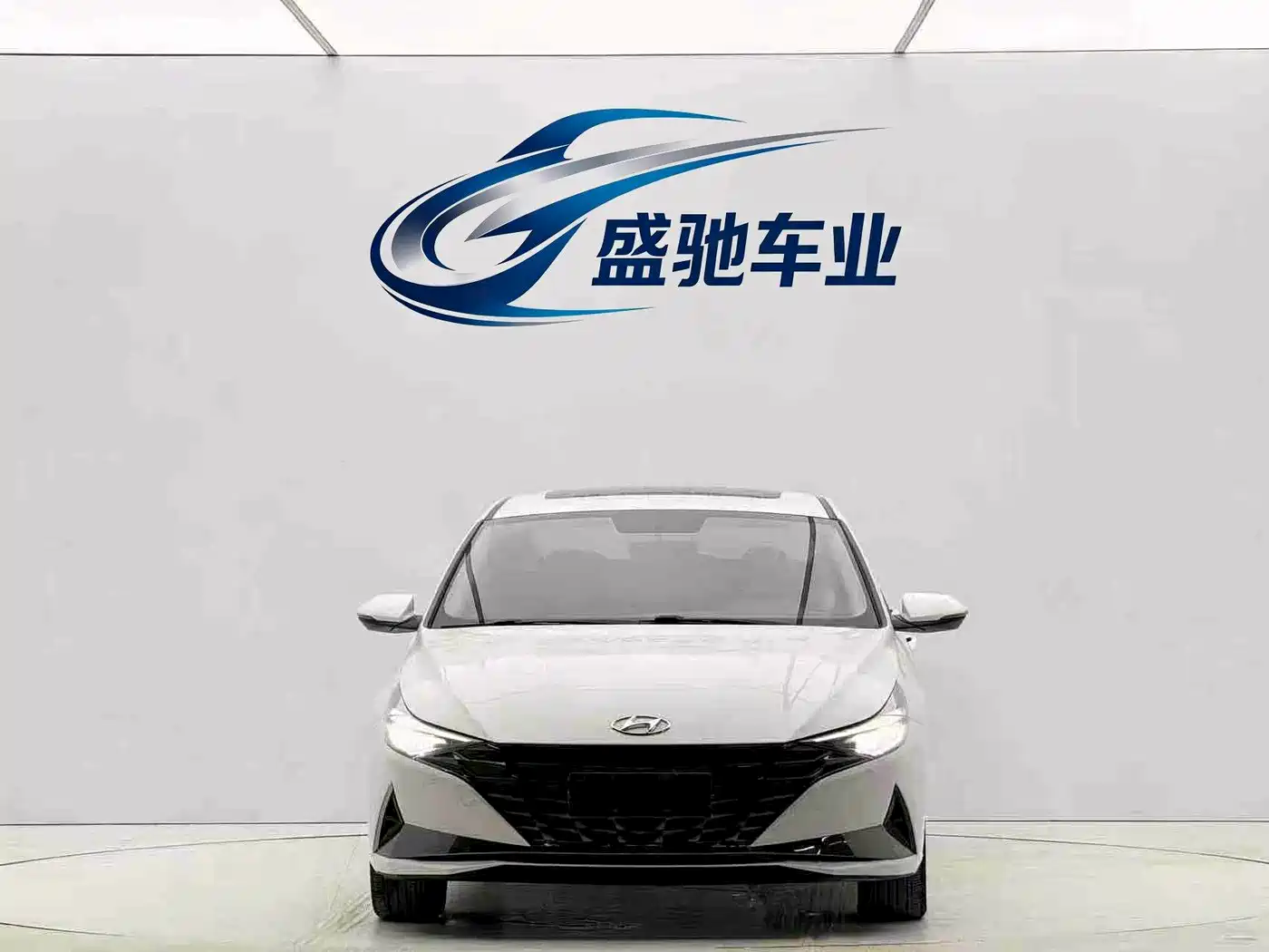 Hyundai Elantra 2022