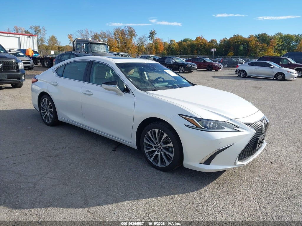 Lexus ES 2021