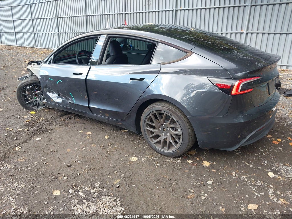 Tesla Model 3 2025