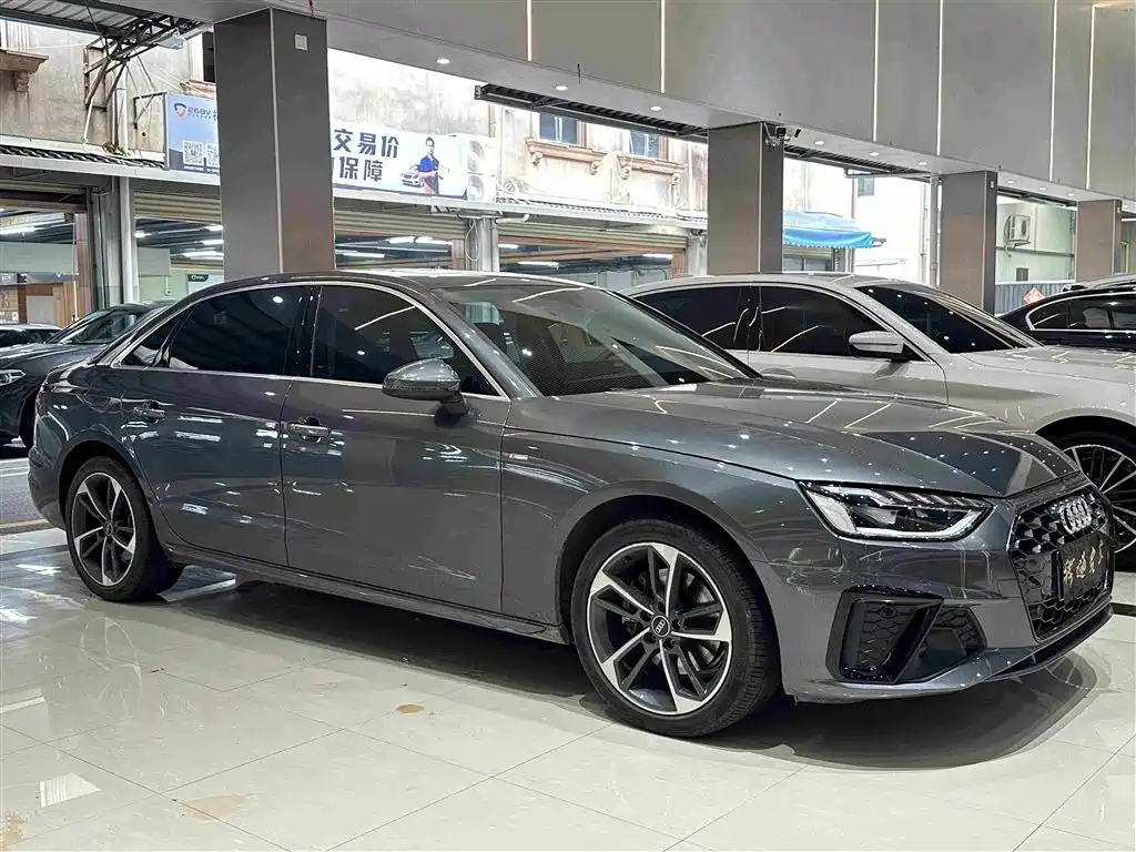 Audi A4 2022