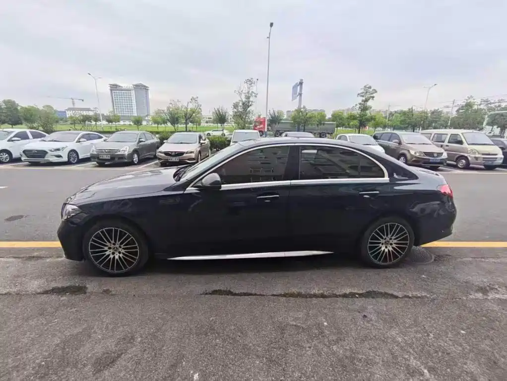 Mercedes-Benz C-Класс 2024