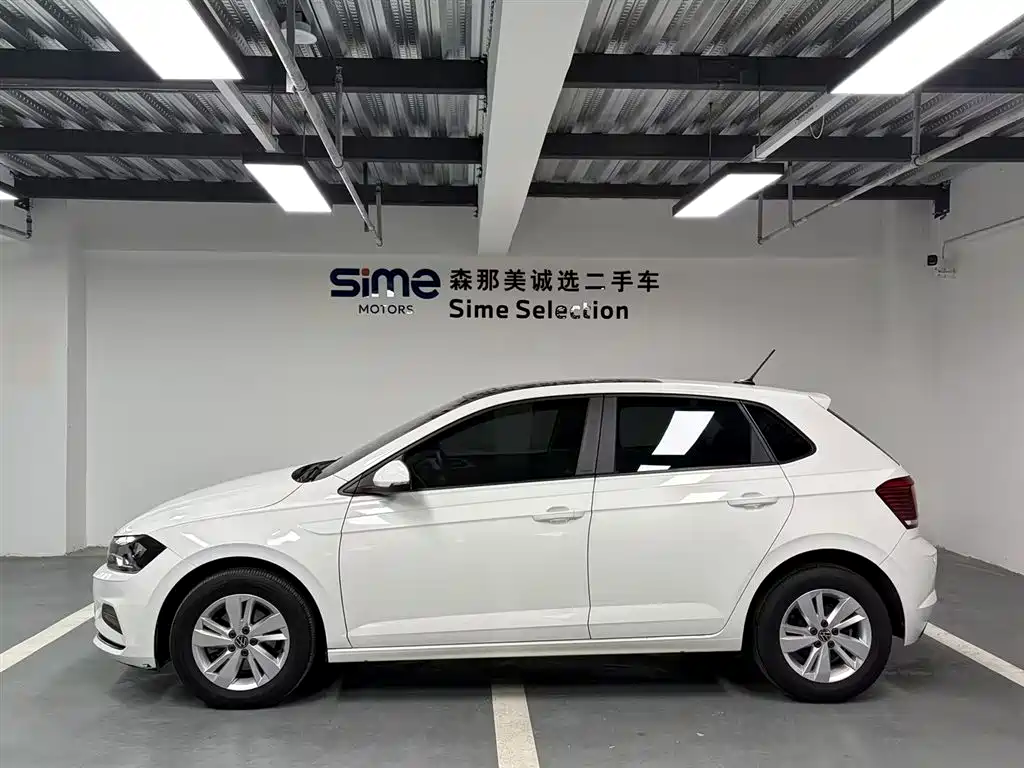 Volkswagen Polo 2021