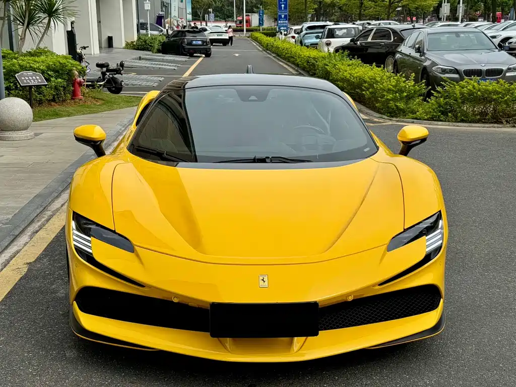 Ferrari SF90 2022