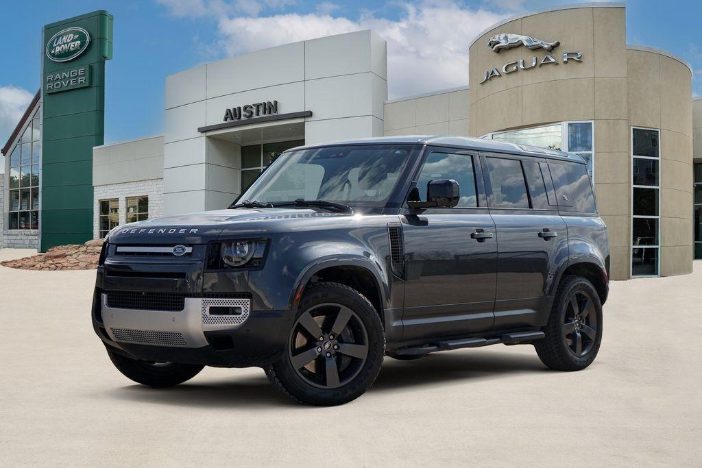 Land Rover Defender 2024