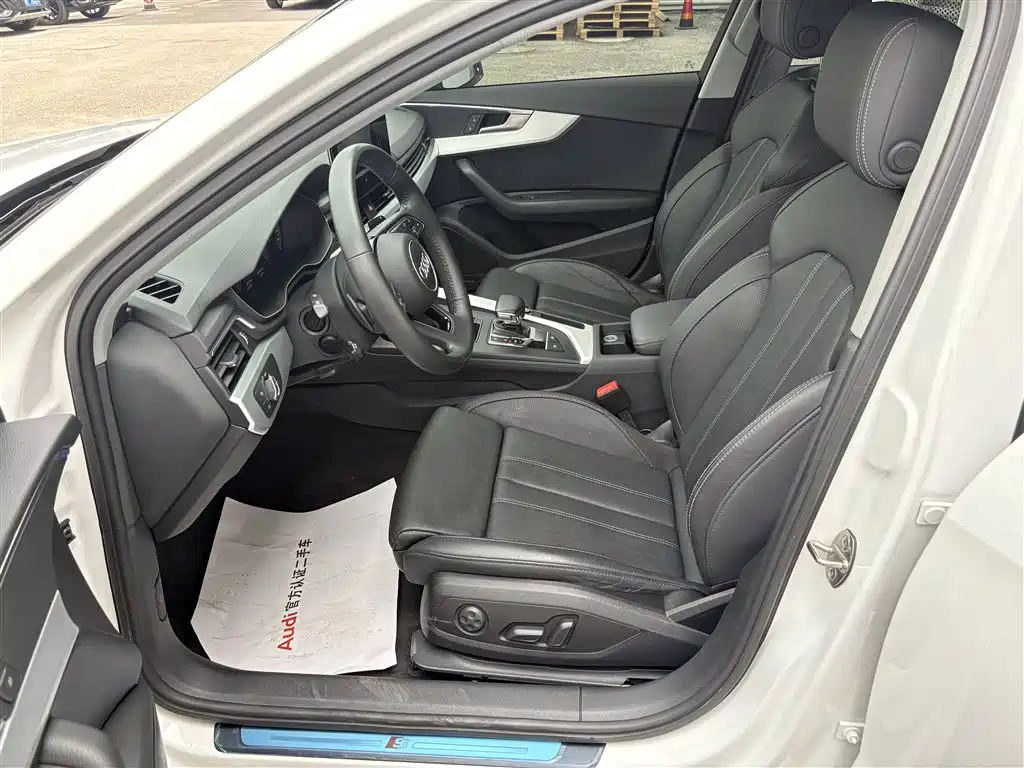 Audi A4 2021