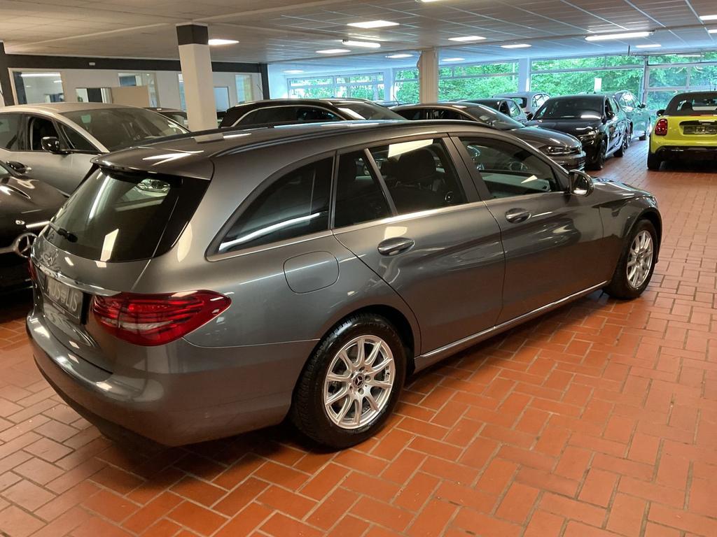 Mercedes-Benz C 200 2021
