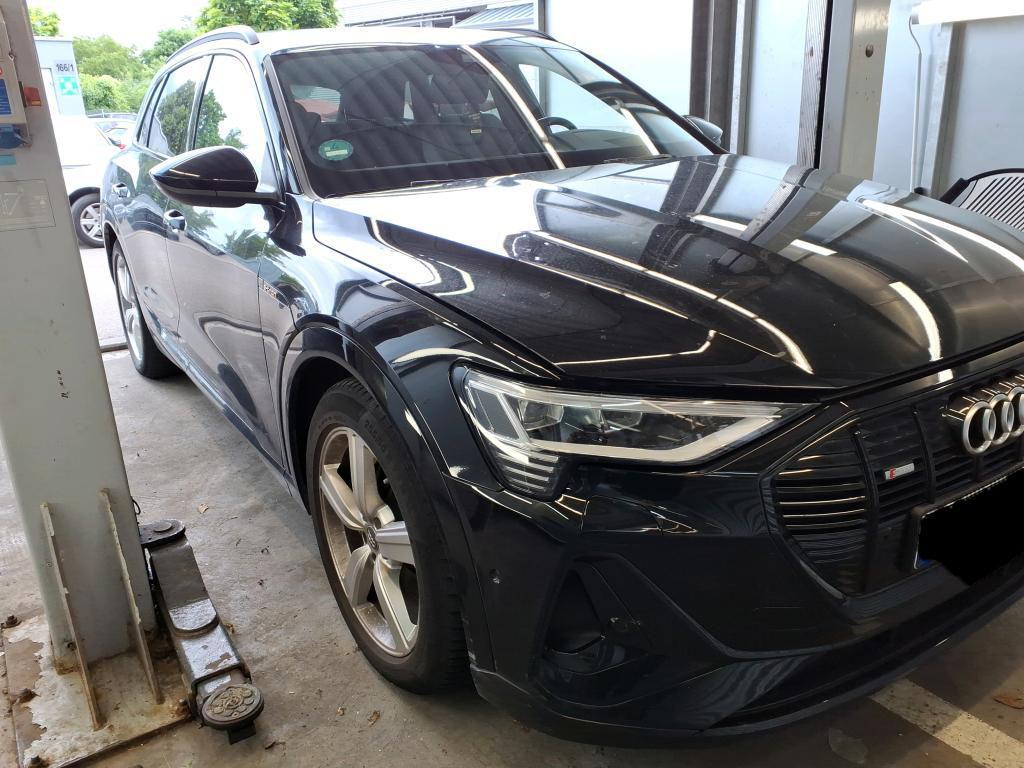 Audi e-tron 2021