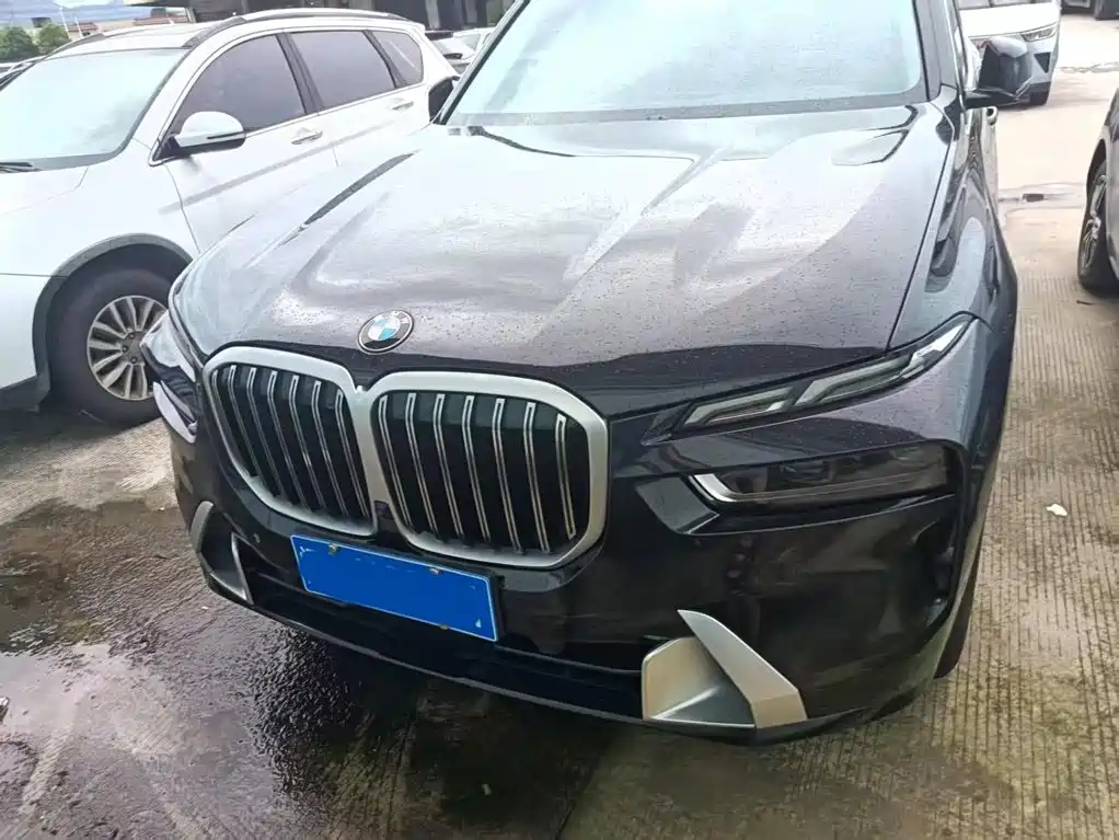 BMW X7 2024