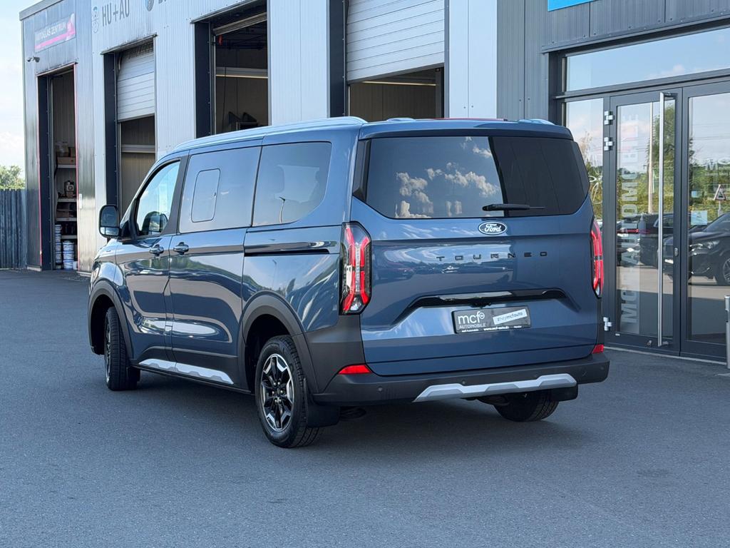Ford Tourneo Custom 2025