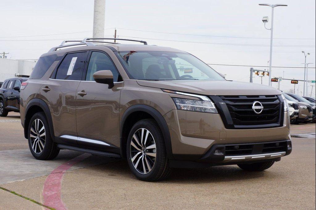 Nissan Pathfinder 2024