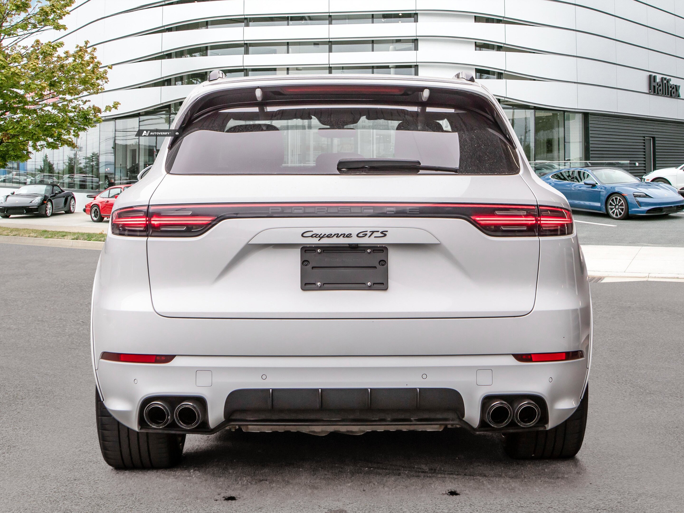 Porsche Cayenne 2021