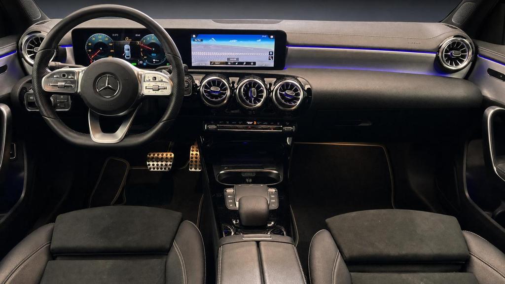 Mercedes-Benz A 250 2021