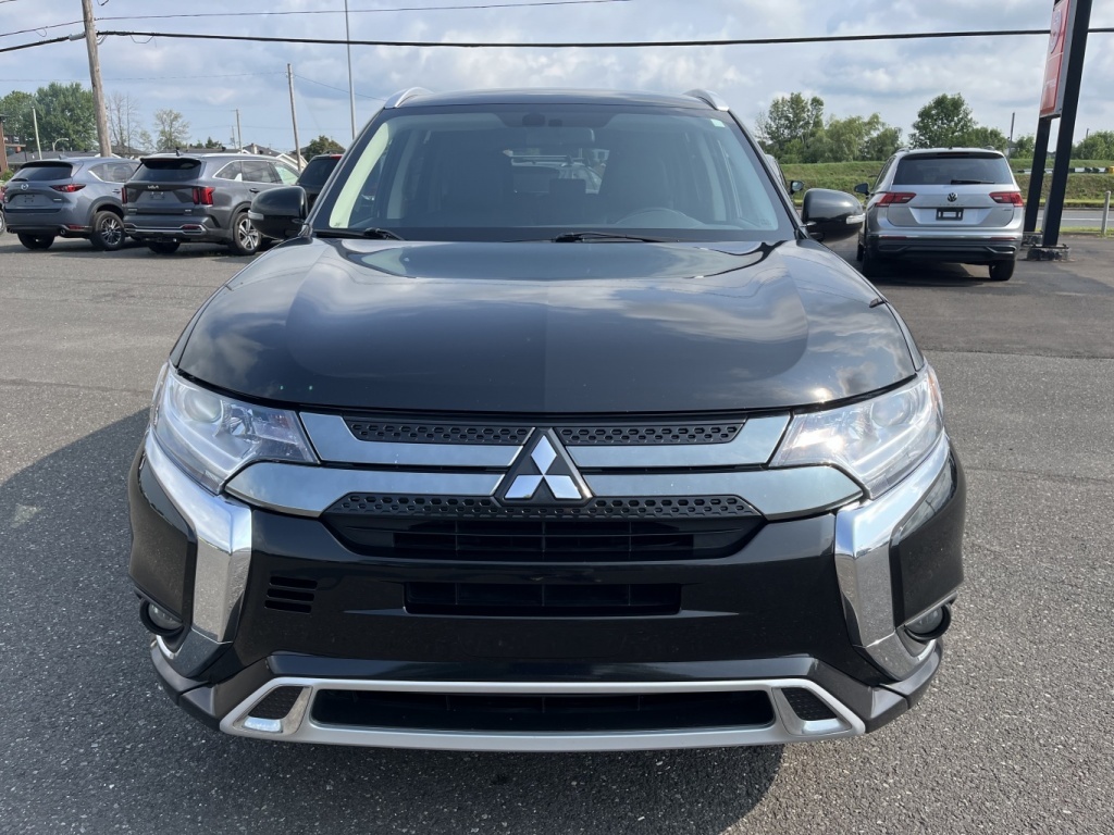 Mitsubishi Outlander 2022