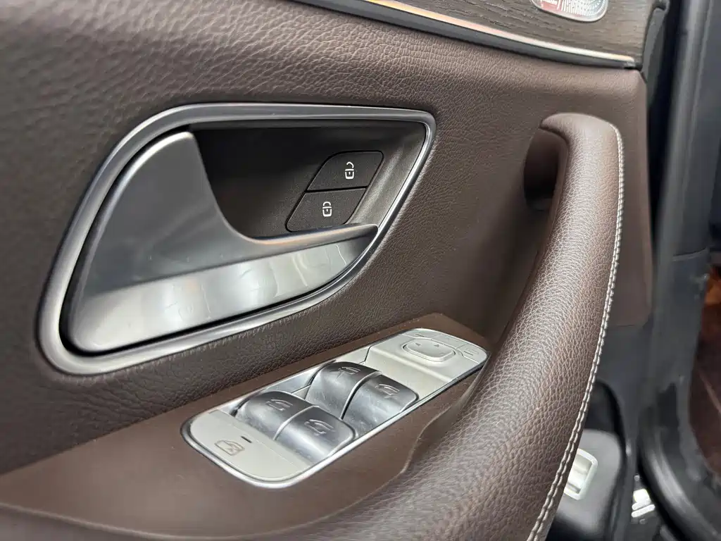 Mercedes-Benz GLE 2021
