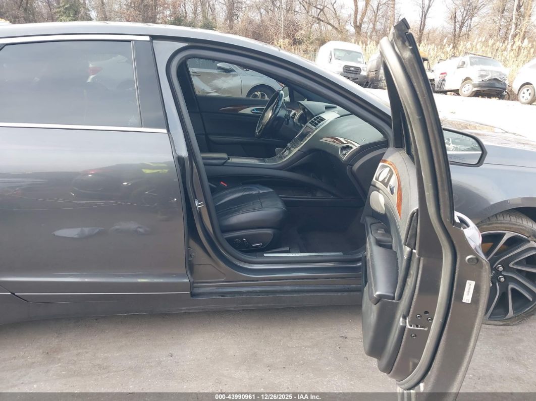 Lincoln MKZ 2020