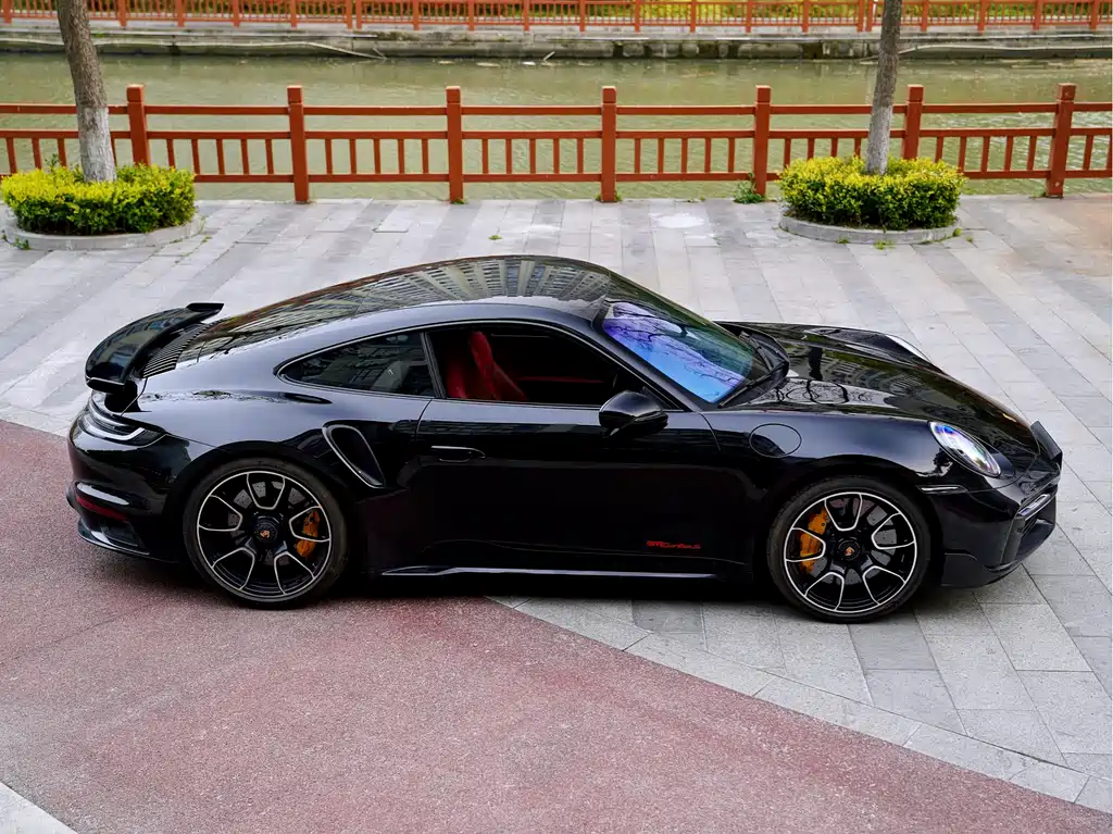 Porsche 911 2024