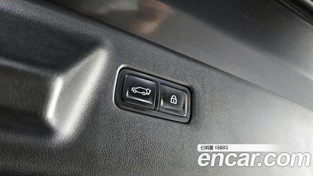 Hyundai Santa Fe 2023