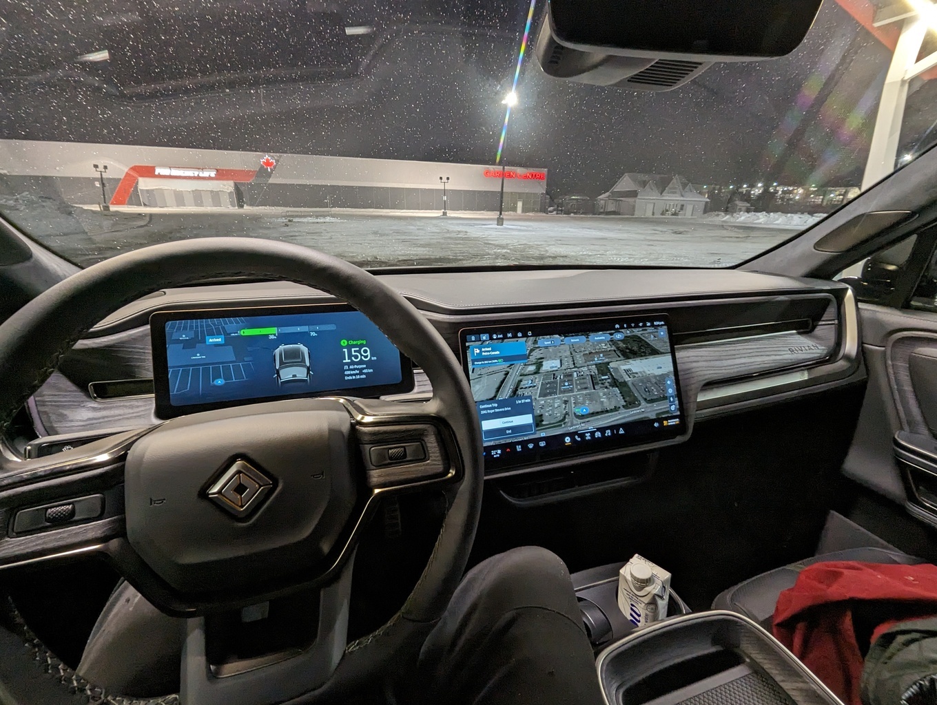 Rivian R1S 2023