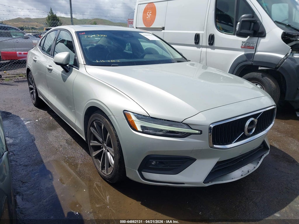Volvo S60 2021
