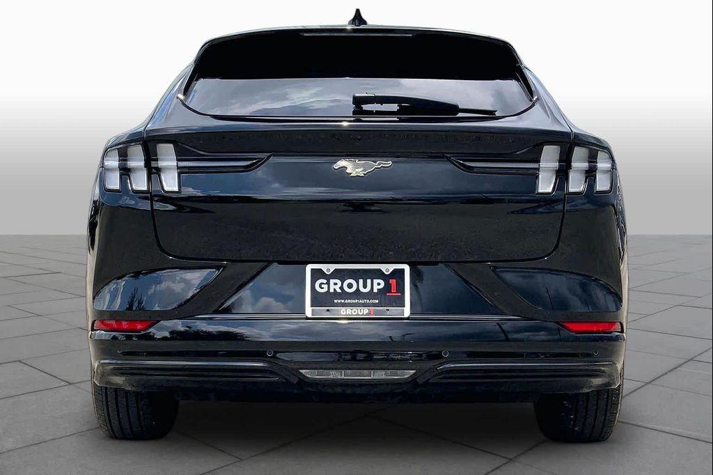Ford Mustang Mach-E 2024