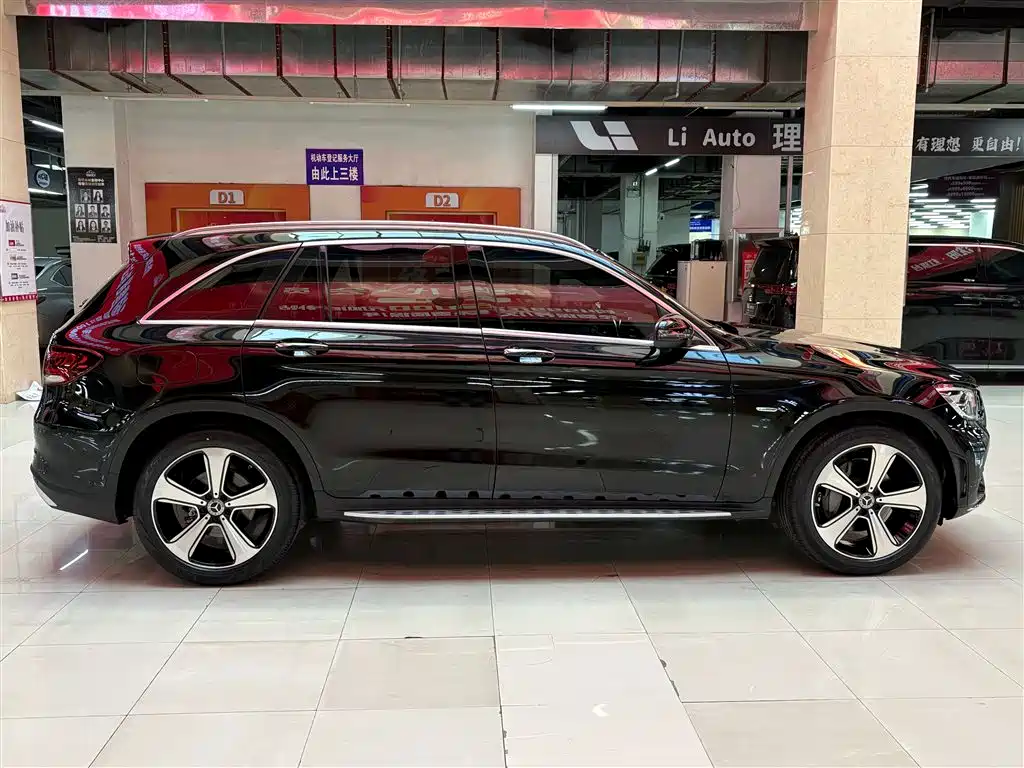 Mercedes-Benz GLC 2022