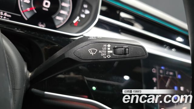 Audi A8 2021