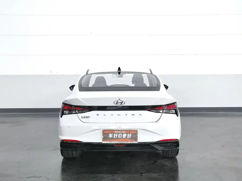 Hyundai Elantra 2021