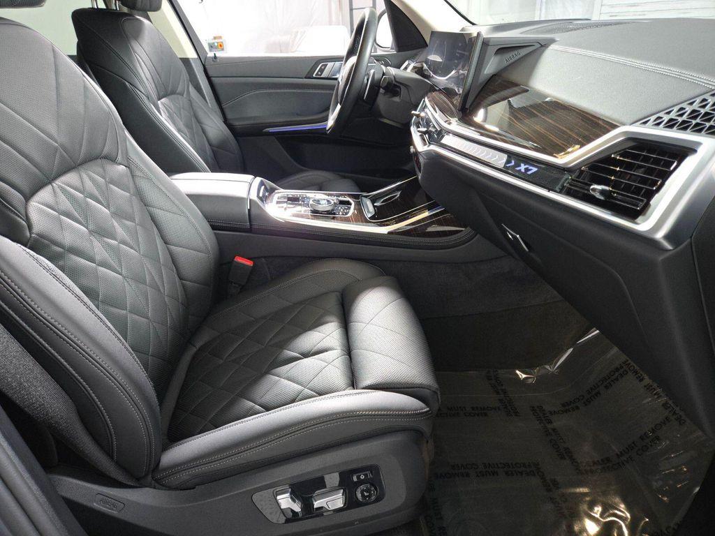 BMW X7 2024