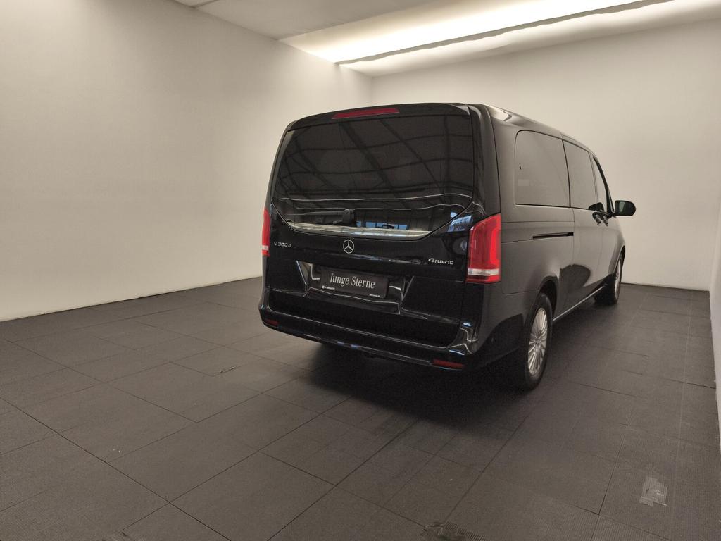 Mercedes-Benz V 300 2024