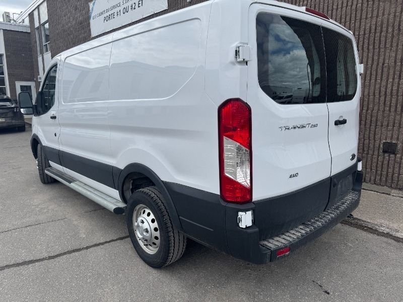 Ford Transit 2023
