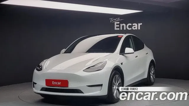 Tesla Model Y 2021