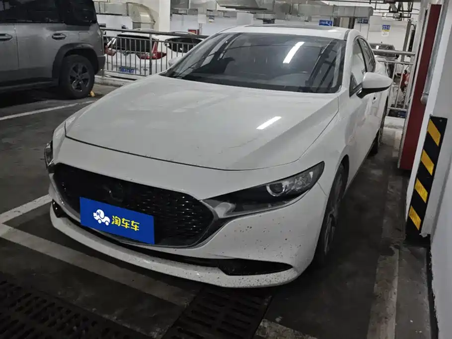 Mazda 3 2021