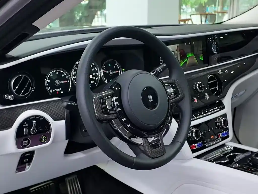 Rolls-Royce Ghost 2024