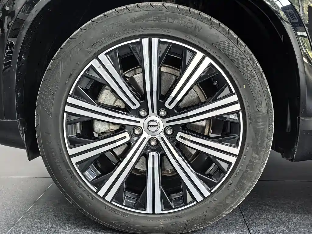 Volvo XC90 2021