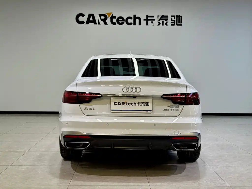 Audi A4 2023