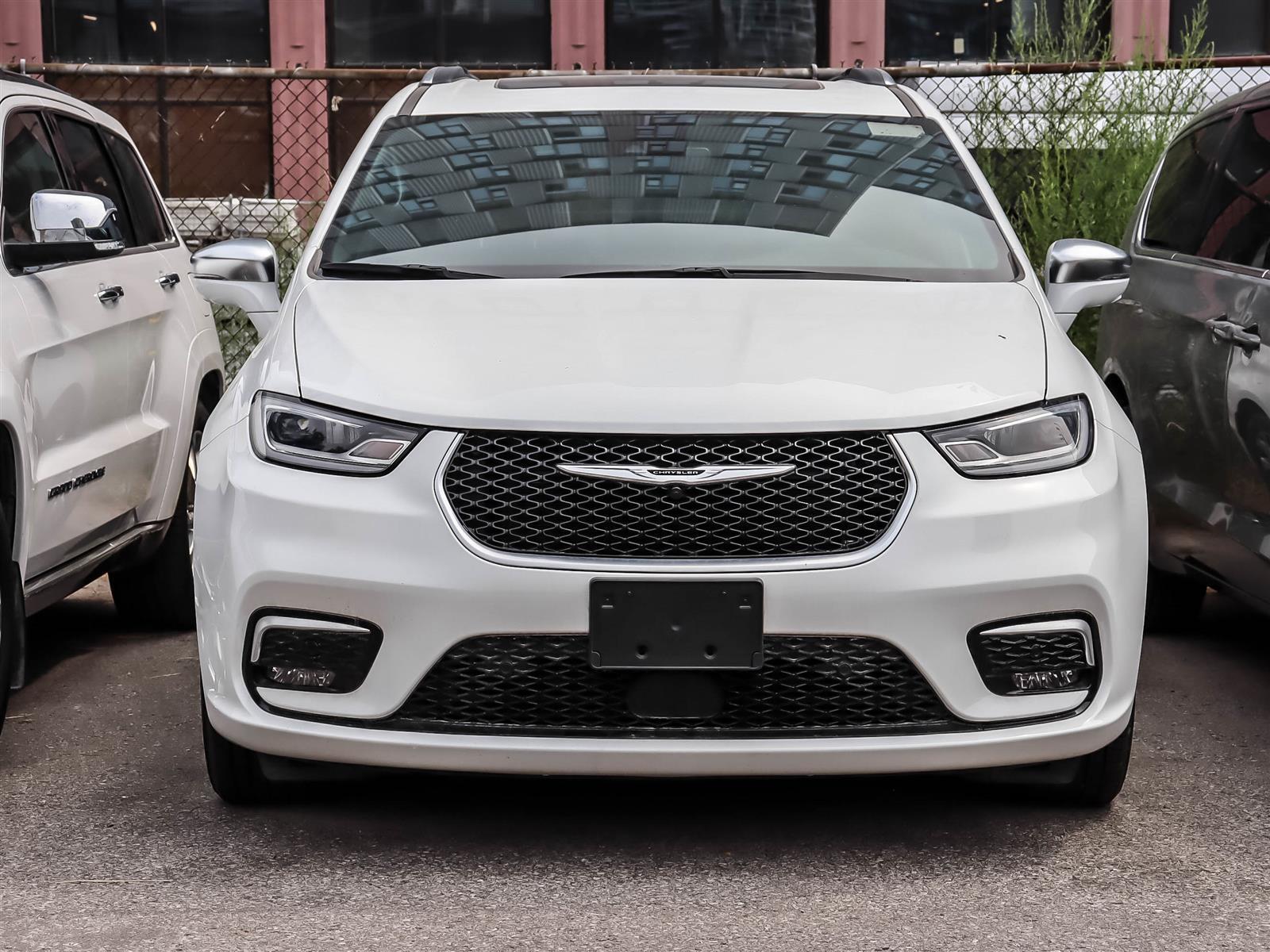 Chrysler Pacifica 2024