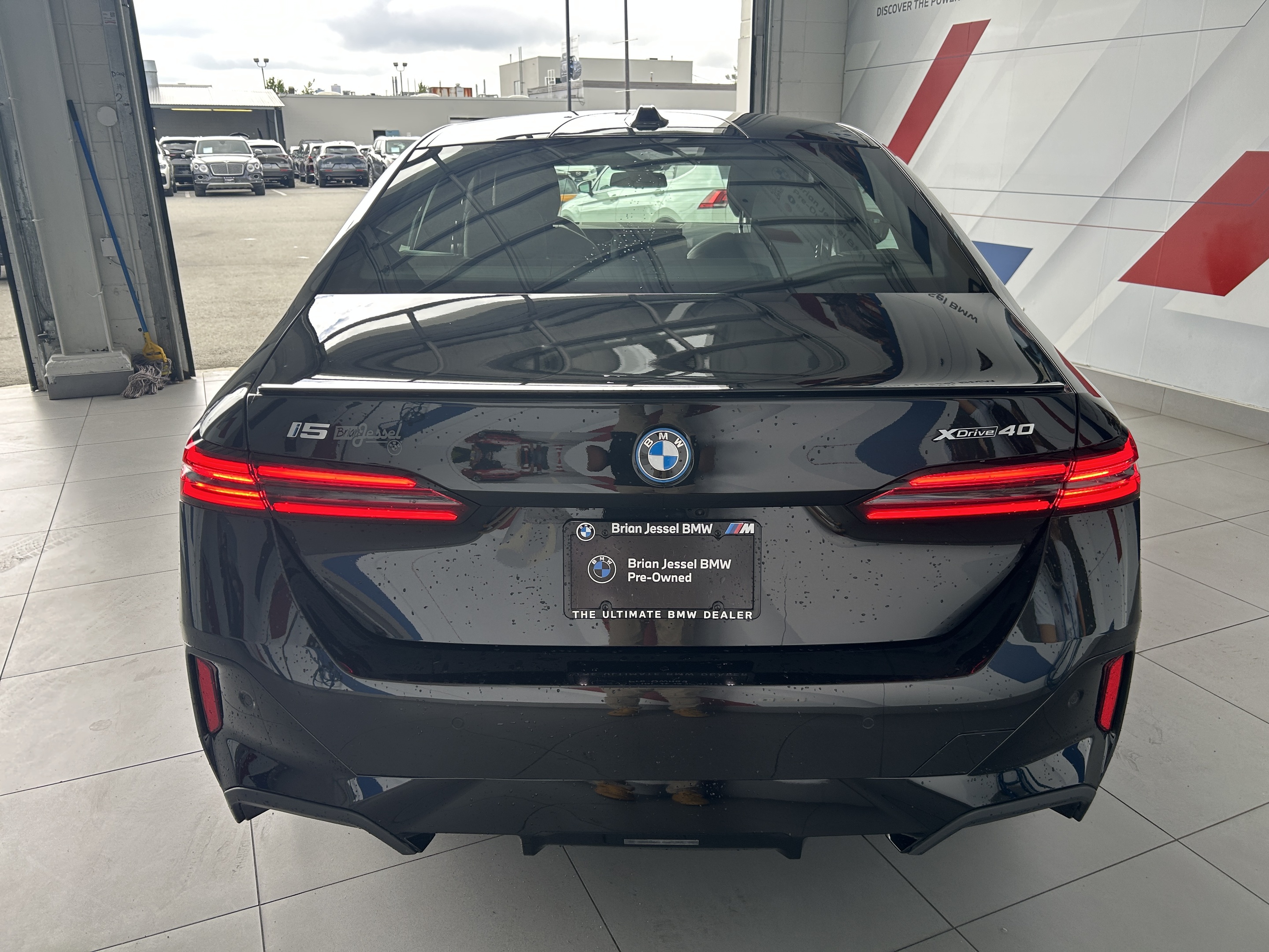 BMW i5 2025