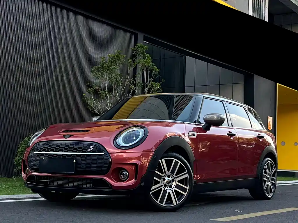 Mini Clubman 2024
