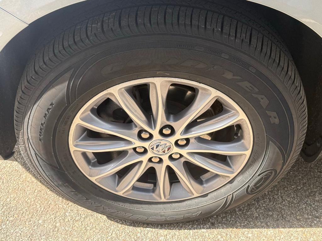 Buick Enclave 2023