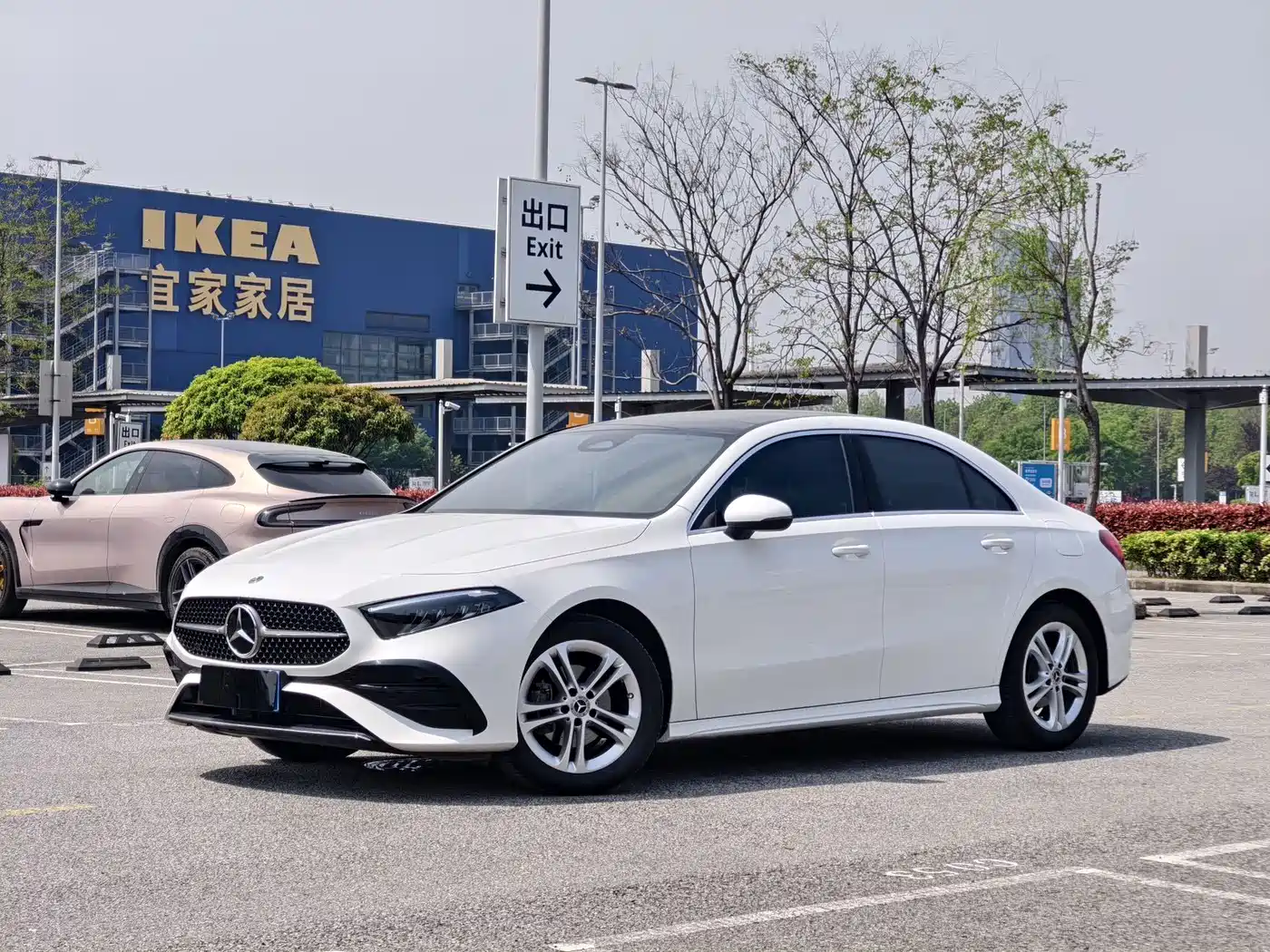 Mercedes-Benz A-Класс 2023