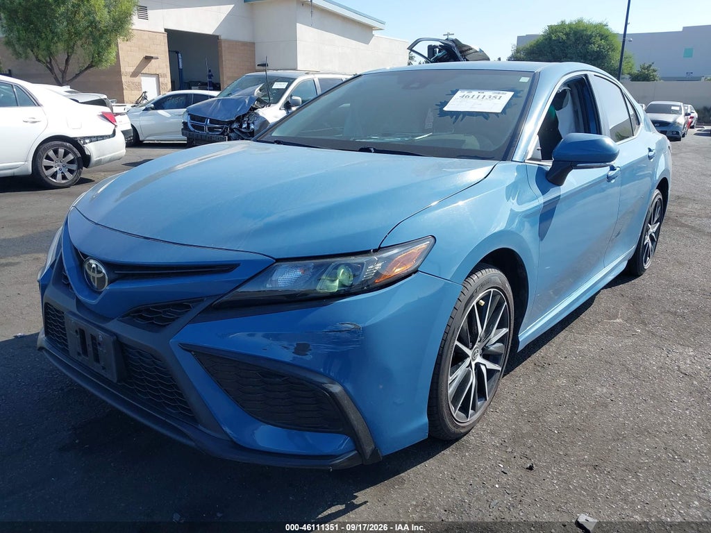 Toyota Camry 2023