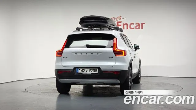 Volvo XC40 2022
