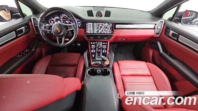 Porsche Cayenne 2022